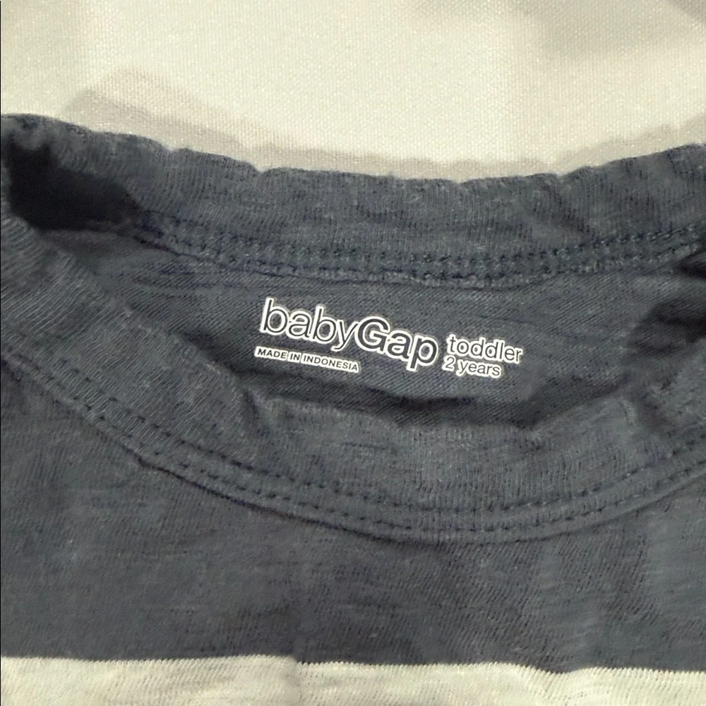FOUR GAP T-Shirts. Size 2 years.